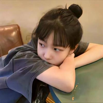 被虐离婚后，厉总跪求我回头